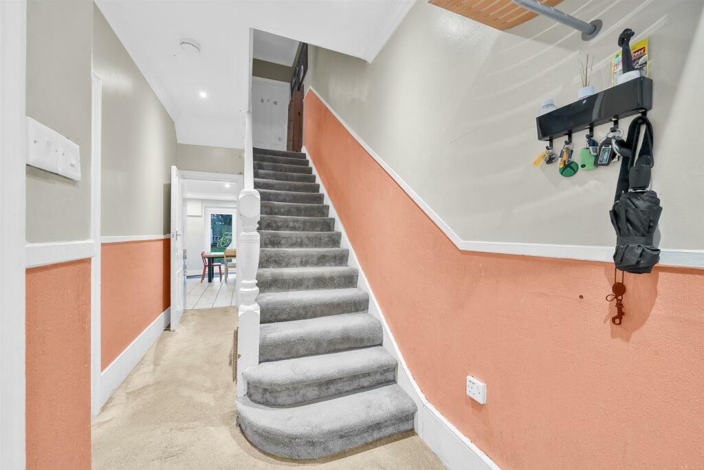 Additional image 15 of Gilbert Road, Bromley, BR1