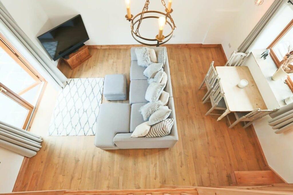 Additional image 19 of Foxhole, Foxholes Lane, Tockington, Bristol