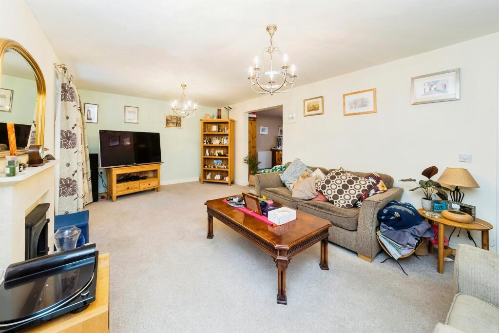 Additional image 13 of Oak Tree Drive, Hassocks