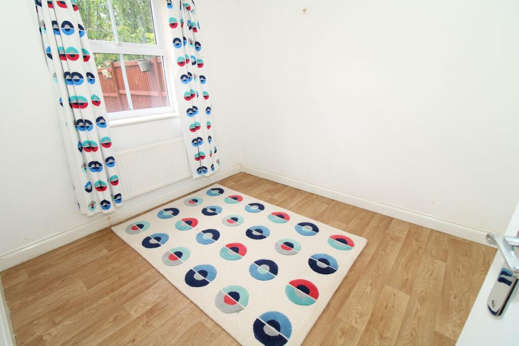 Additional image 8 of Sparkes Close, Bromley, BR2