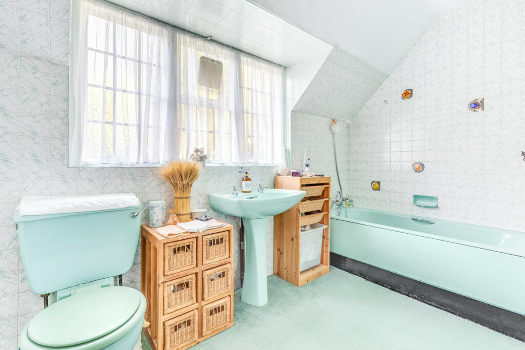 Additional image 12 of Nash Lane, Keston, BR2