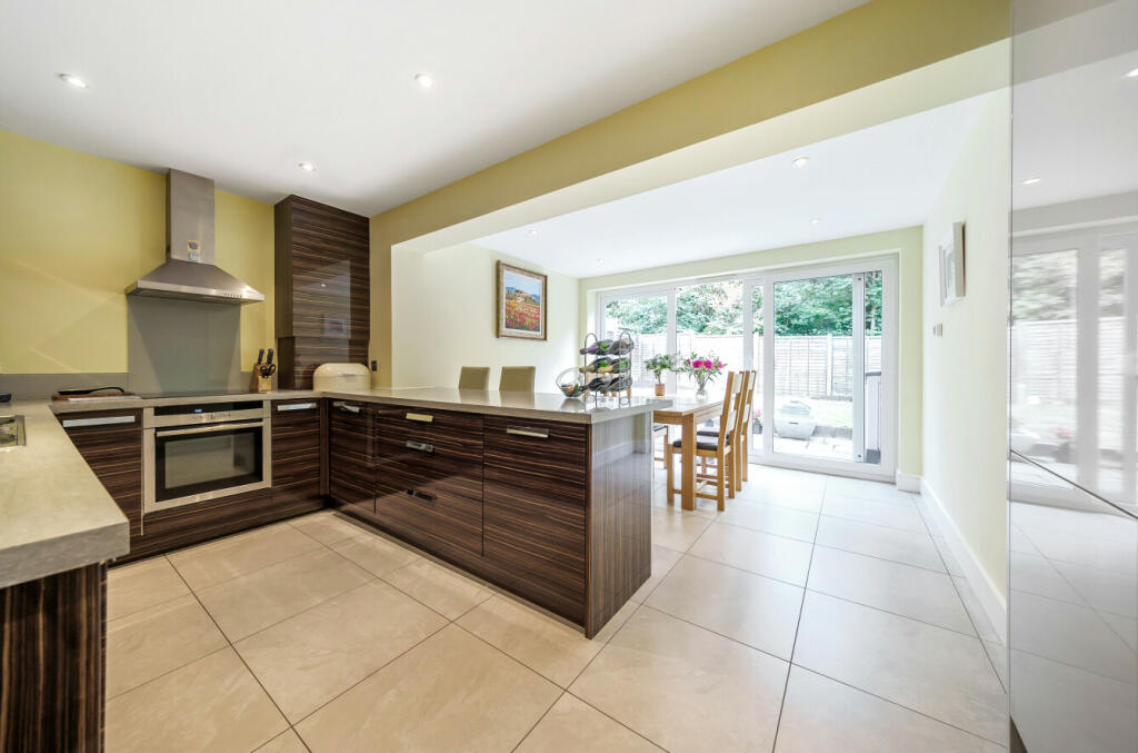 Additional image 17 of Brenchley Close, Chislehurst, Kent, BR7