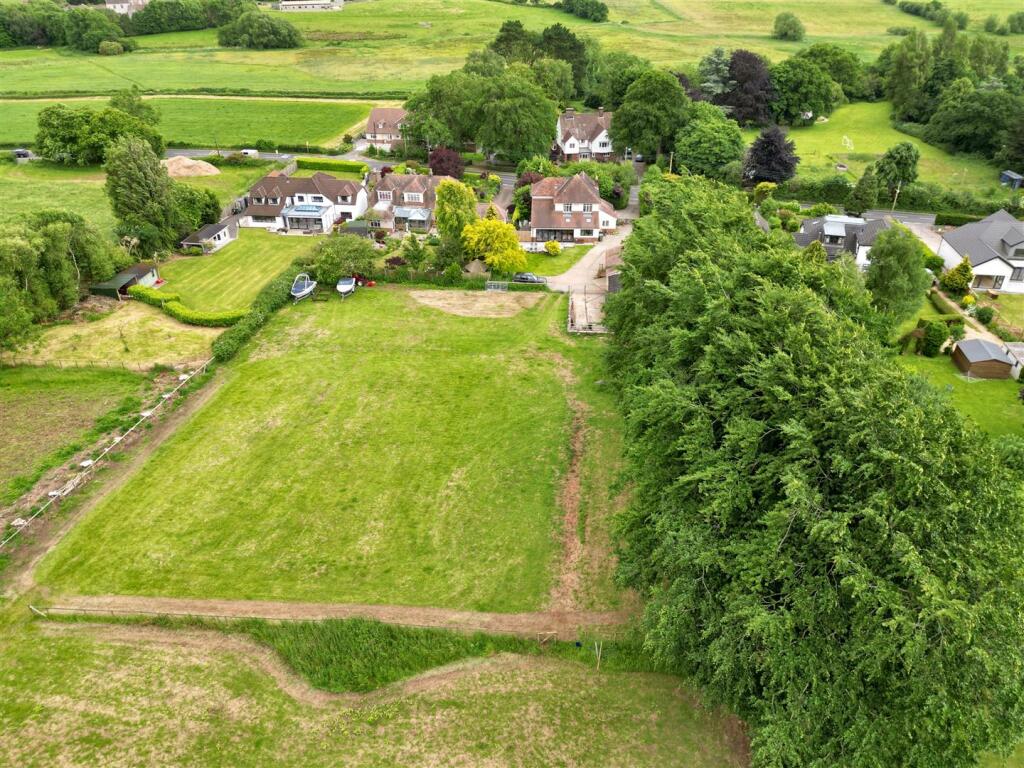 Additional image 13 of Two acres and stables in popular village location