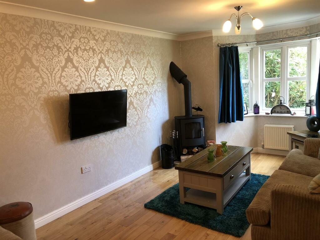 Additional image 4 of Laithe Hall Avenue, Cleckheaton