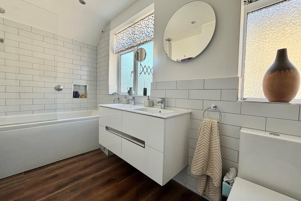 Additional image 9 of Overhill Way, Park Langley, Beckenham, BR3