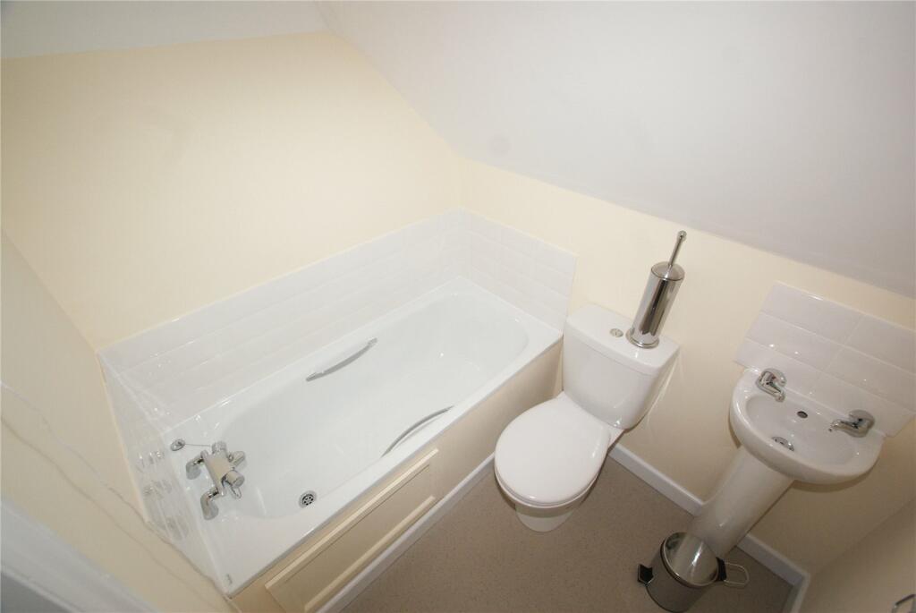 Additional image 5 of Elmdale Road (Studio 13), Top Floor, Clifton, Bristol, BS8