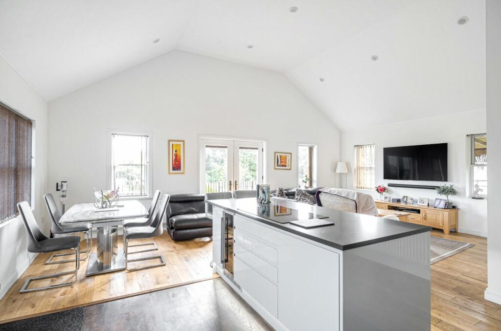 Additional image 15 of Beacon Lane, Winterbourne, Bristol, Gloucestershire, BS36