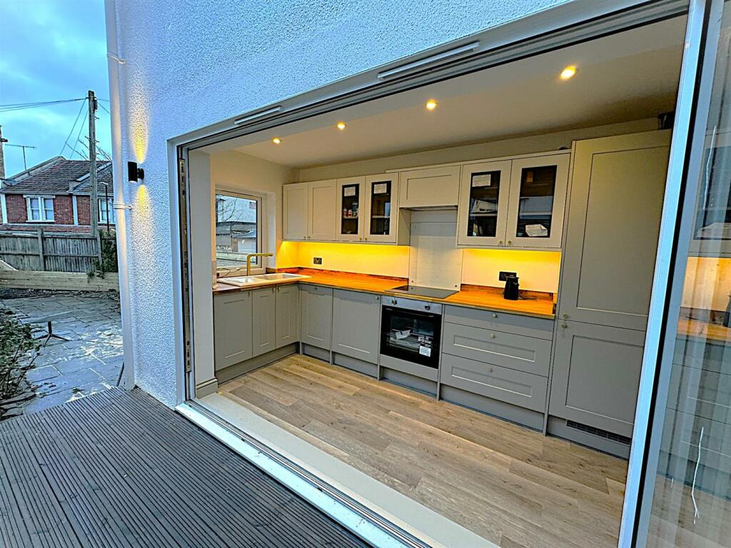 Additional image 2 of Beautiful Refurbished Cottage Set In The Heart Of Westbury Village