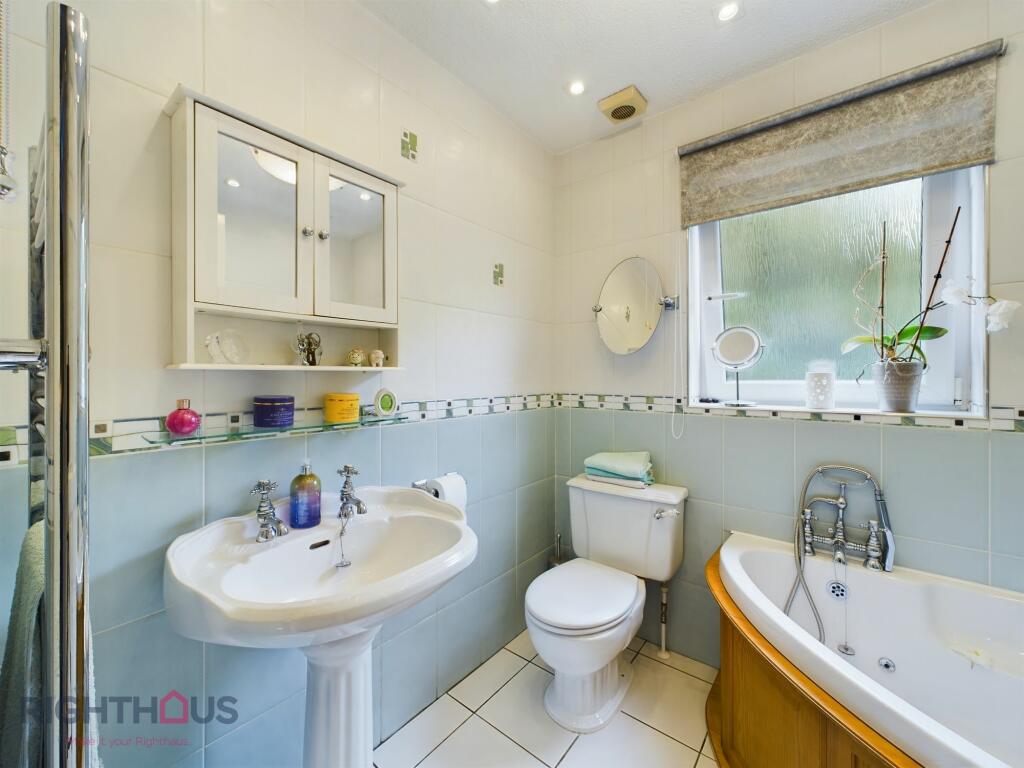 Additional image 14 of Badgers Way, Bradford, BD2