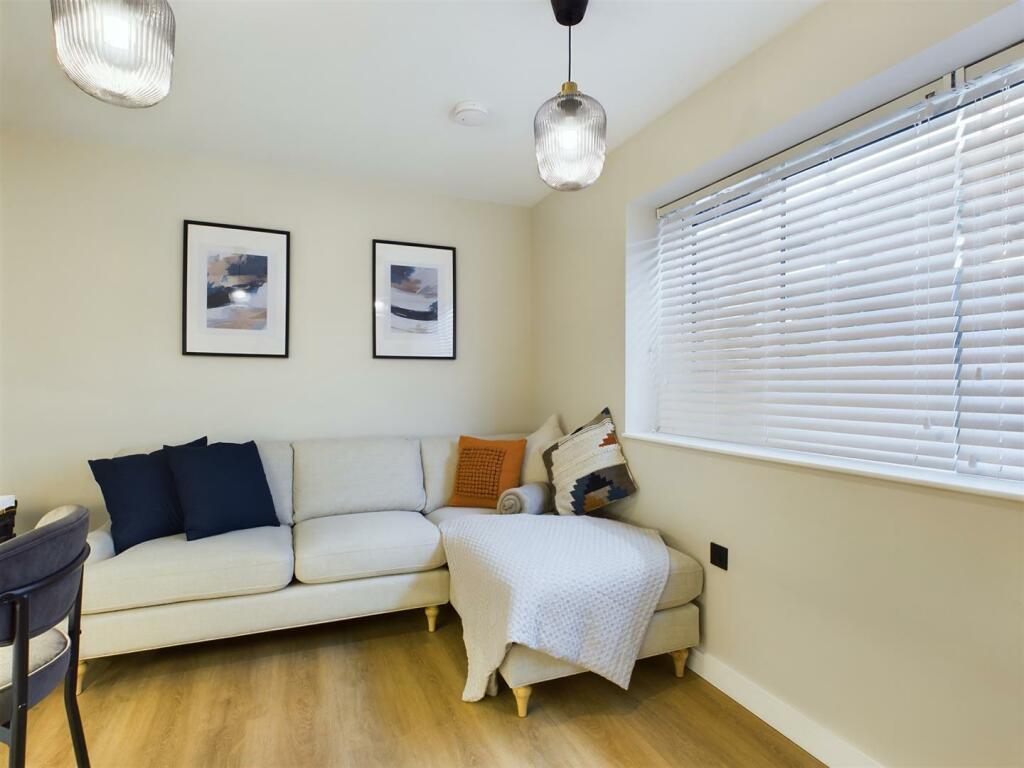 Additional image 32 of Gloucester Road, Bristol