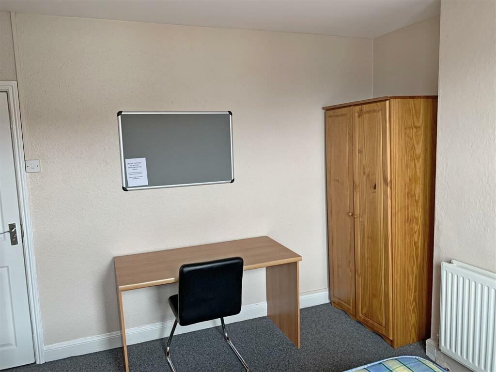 Additional image 12 of Gloucester Road, Bristol