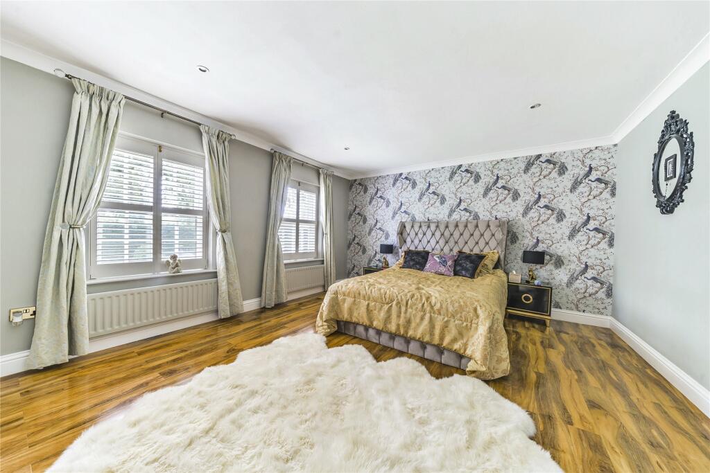 Additional image 18 of Wood Way, Farnborough Park