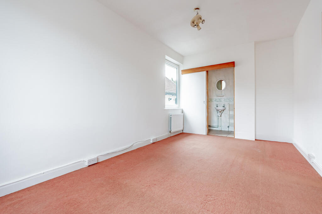 Additional image 11 of Beach Avenue, Severn Beach, Bristol, Gloucestershire