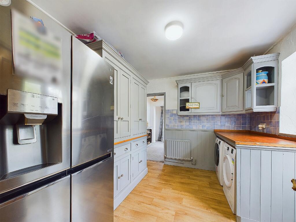 Additional image 18 of Marlings close