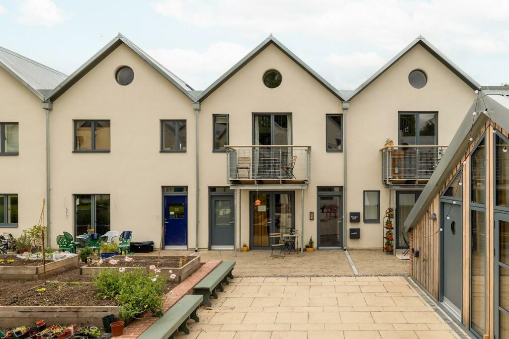 Additional image 30 of Water Lillies, Kings Weston