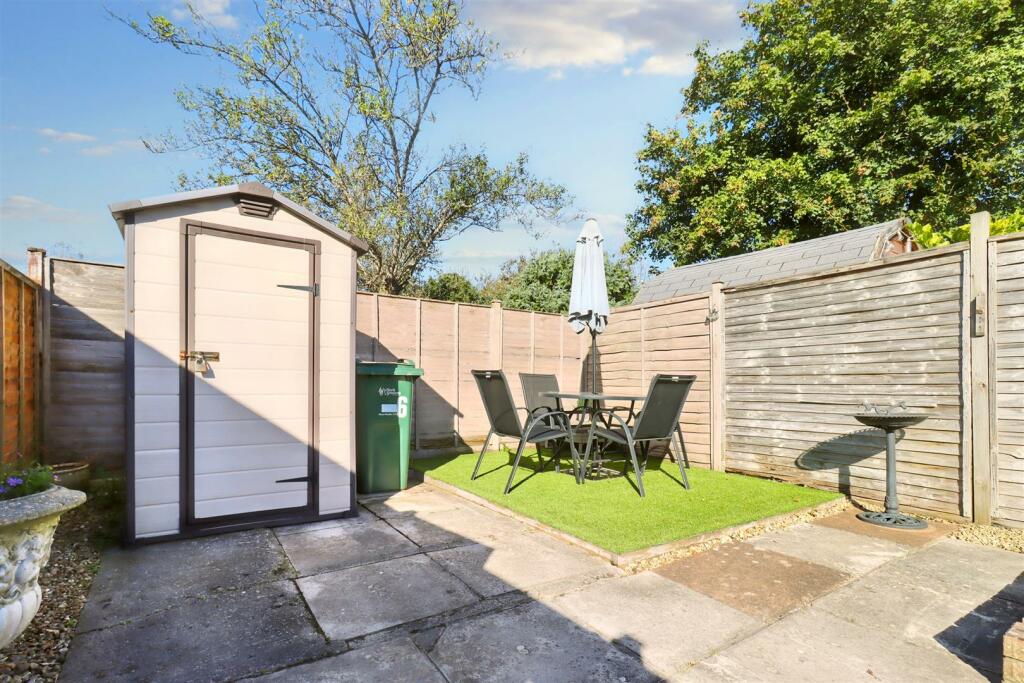 Additional image 12 of Within a cul de sac close to Clevedon riverbank walks