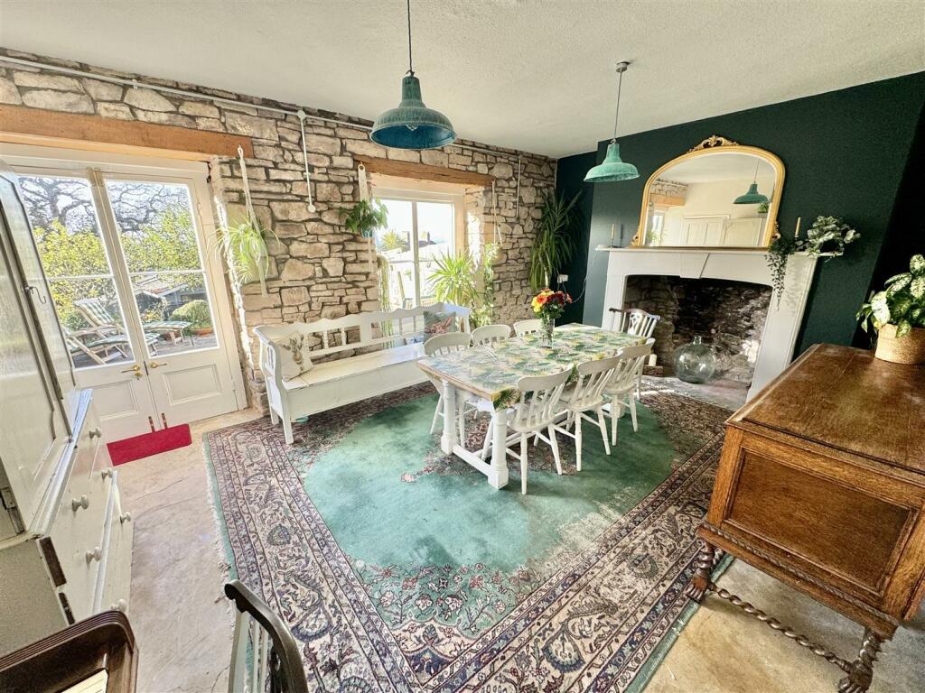 Additional image 28 of Woodhill Road, Portishead