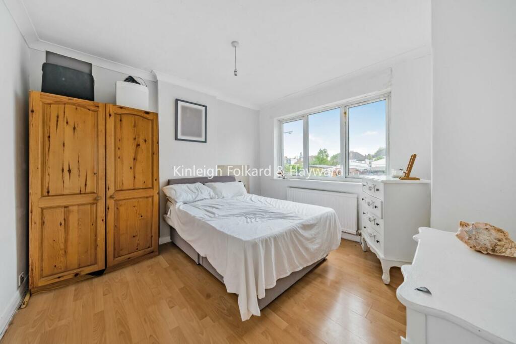 Additional image 10 of Ridgeway Drive, Greater London