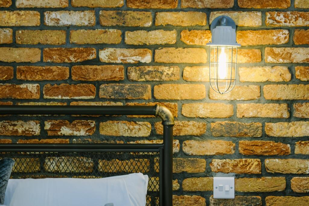 Additional image 8 of Flat ,  Gloucester Road, Patchway, Bristol