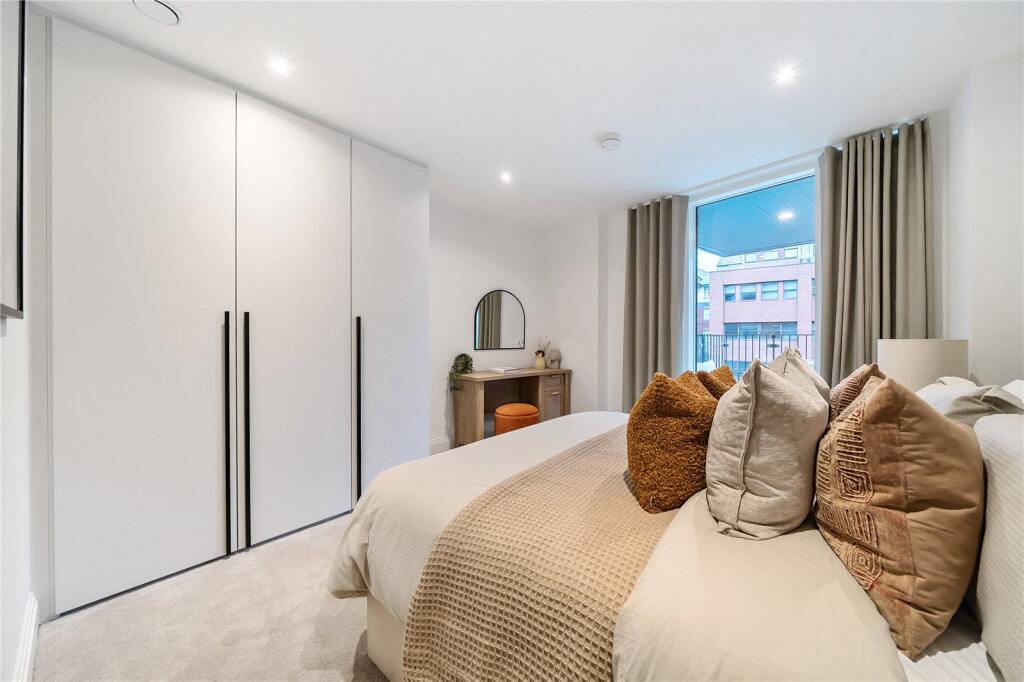 Additional image 5 of Tweedy Road, Bromley