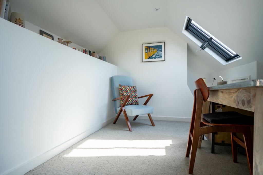 Additional image 27 of De Montfort Road, Lewes