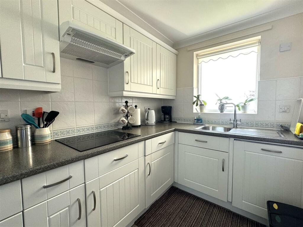 Additional image 12 of Beach Road, Weston-Super-Mare