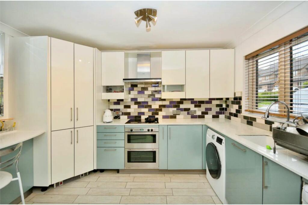 Primary image of Oakham Drive, Bromley, BR2