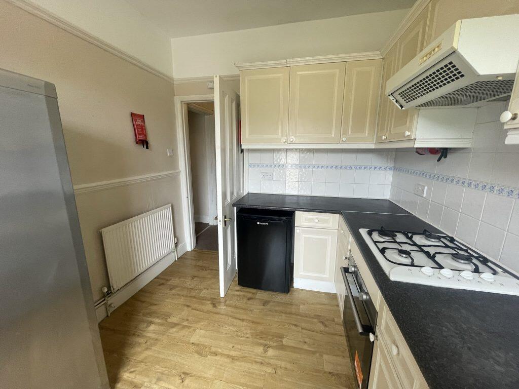 Additional image 10 of Beaufort Road – Top Floor Flat – 183