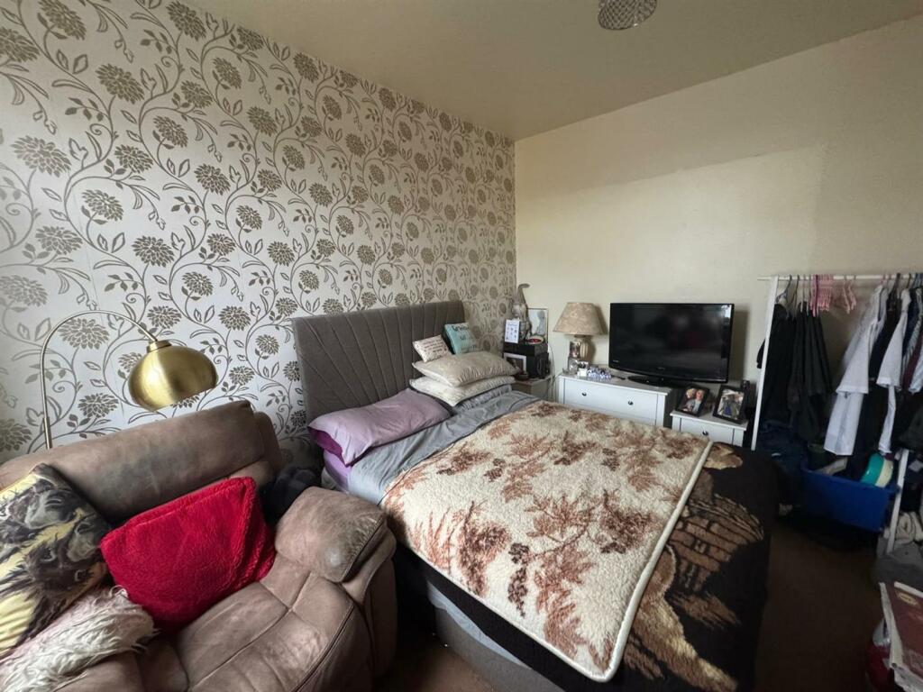 Additional image 4 of Cleckheaton Road, Low Moor, Bradford