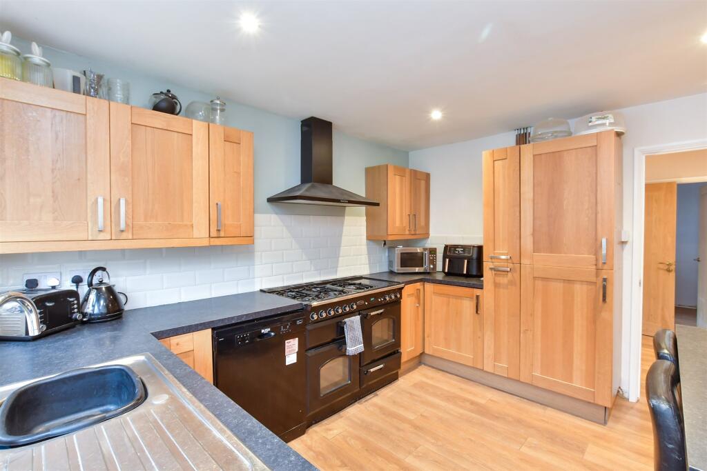 Additional image 4 of Willow Walk, Newhaven, East Sussex