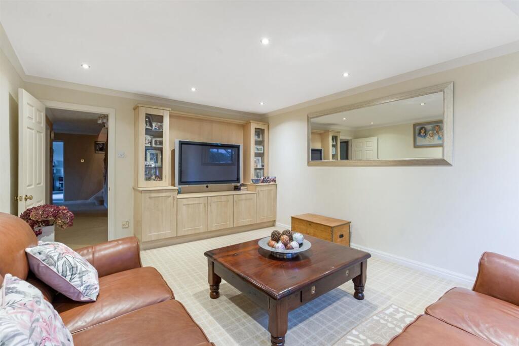 Additional image 10 of Folleigh Close, Long Ashton