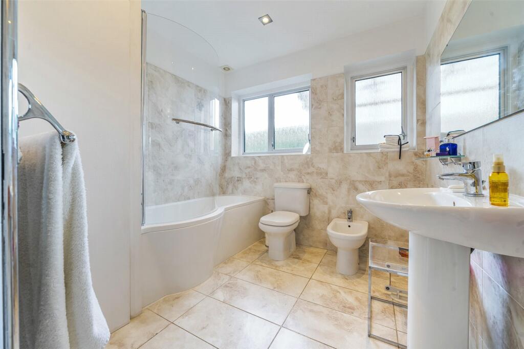 Additional image 25 of Phoenix Drive, Keston