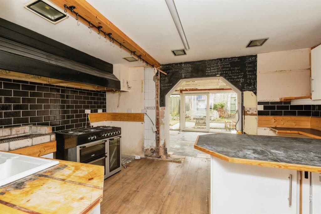 Additional image 15 of Meadow View, Frampton Cotterell, Bristol