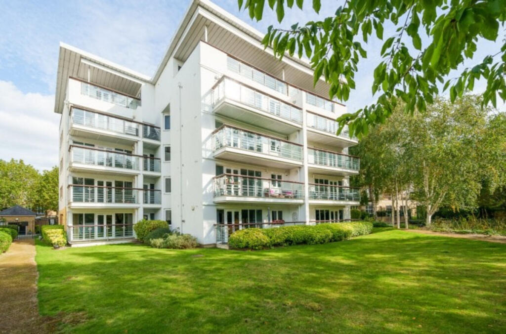 Creswell Drive, Beckenham, BR3