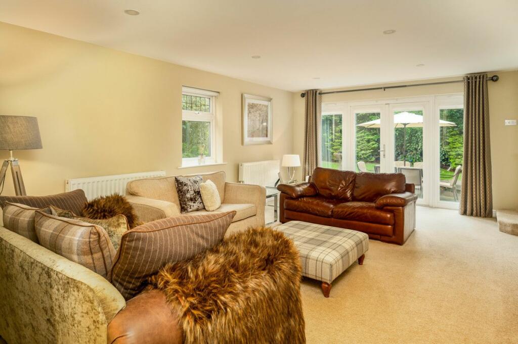 Additional image 20 of Bradford Road, Gomersal