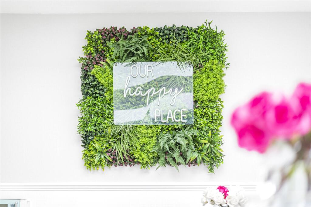 Additional image 24 of Hayes Wood Avenue, Bromley, BR2