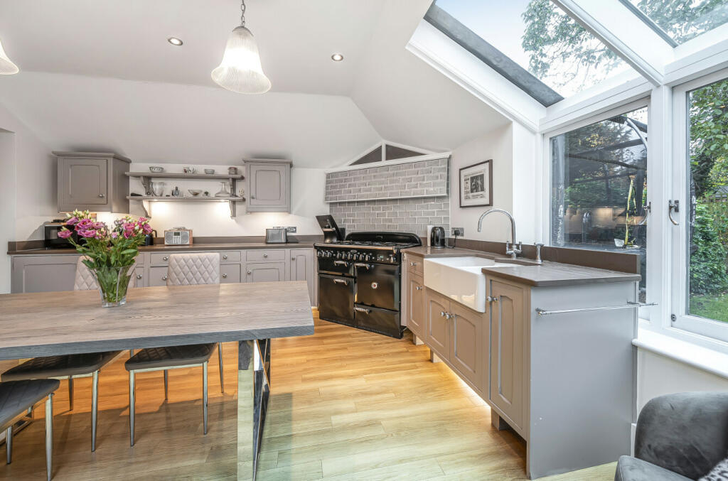 Additional image 17 of Pines Road, Bickley, Kent, BR1