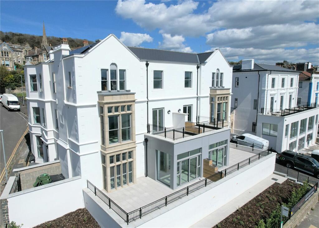 Additional image 9 of Apartment 4, Madeira Lodge, Birnbeck Road, Weston-super-Mare, BS23