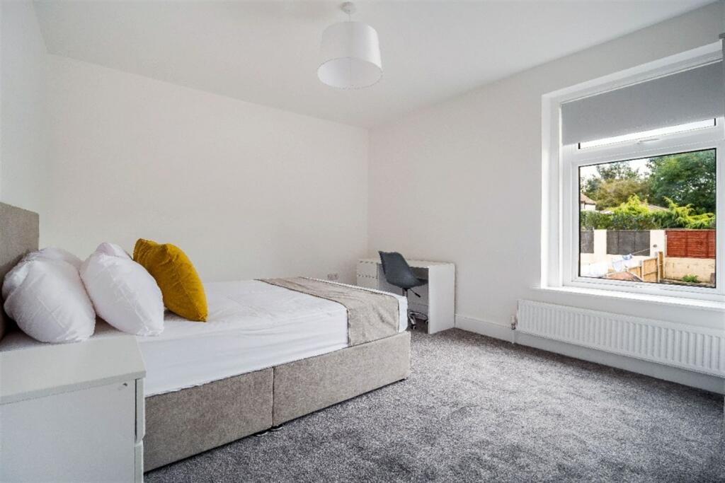 Additional image 8 of 3 bedroom Terraced House in Woodside Road, Bristol