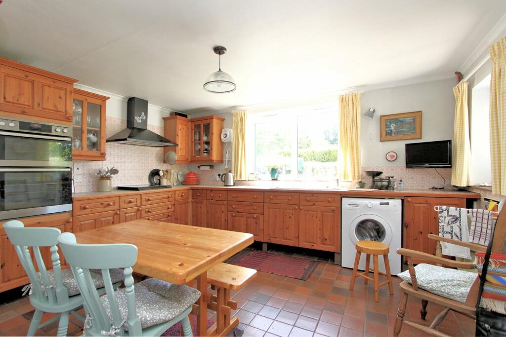 Additional image 12 of Vicarage Lane, Olveston, BS35