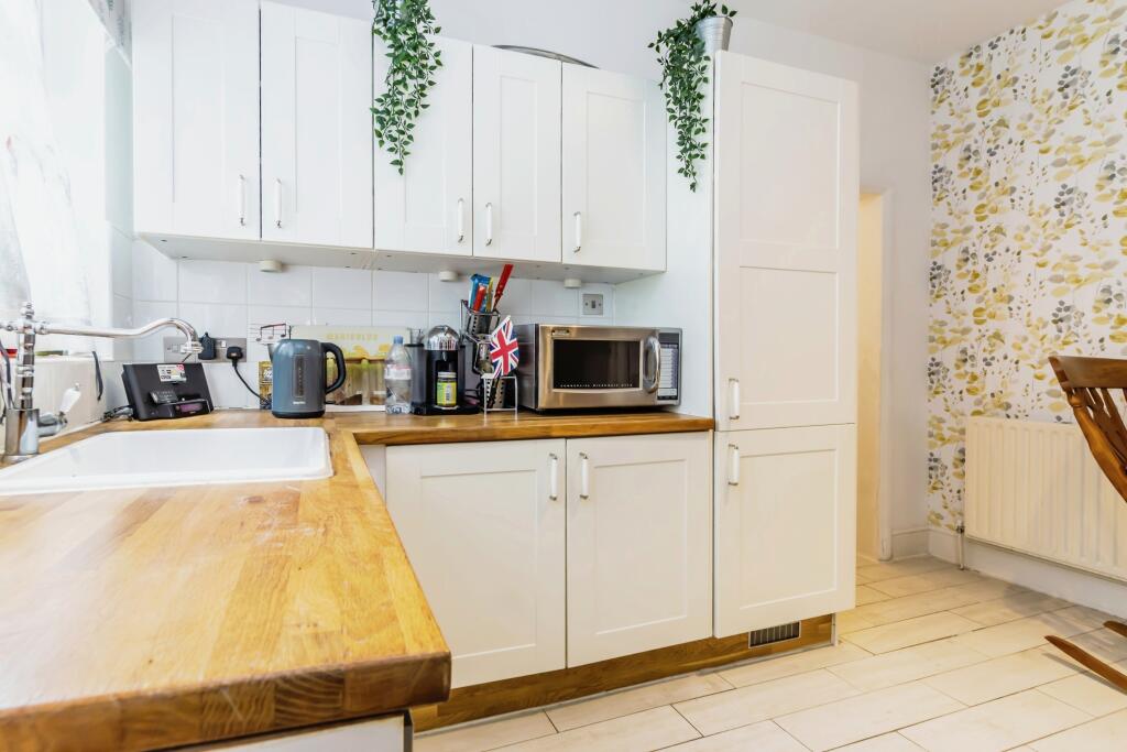 Additional image 3 of Birkbeck Road, Beckenham, BR3