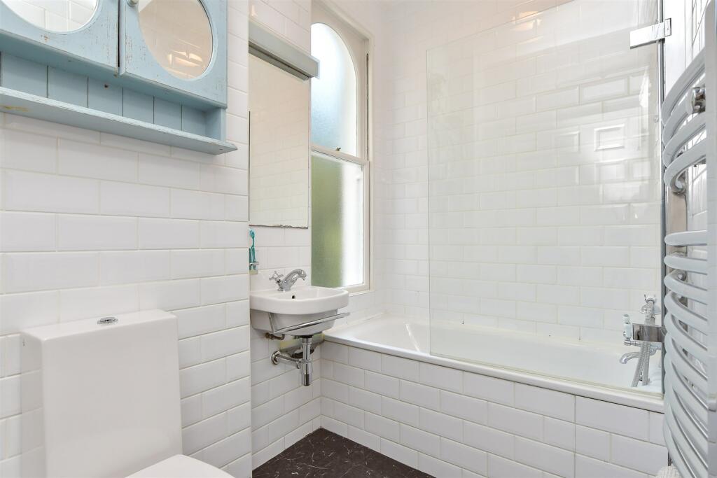 Additional image 10 of Wallands Crescent, Lewes, East Sussex