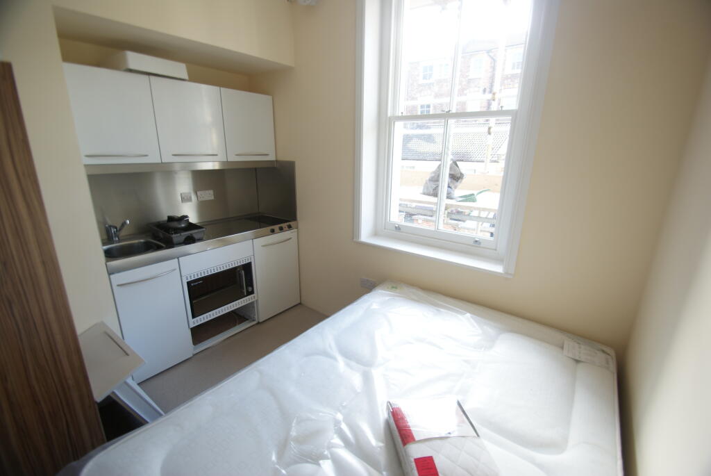 Additional image 4 of Elmdale Road (Studio 6), Ground Floor Back Right, Clifton, Bristol, BS8