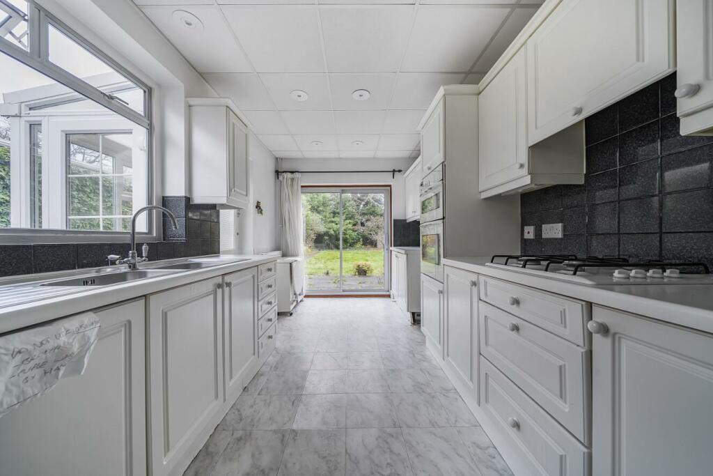 Additional image 18 of St Marys Avenue, Bromley