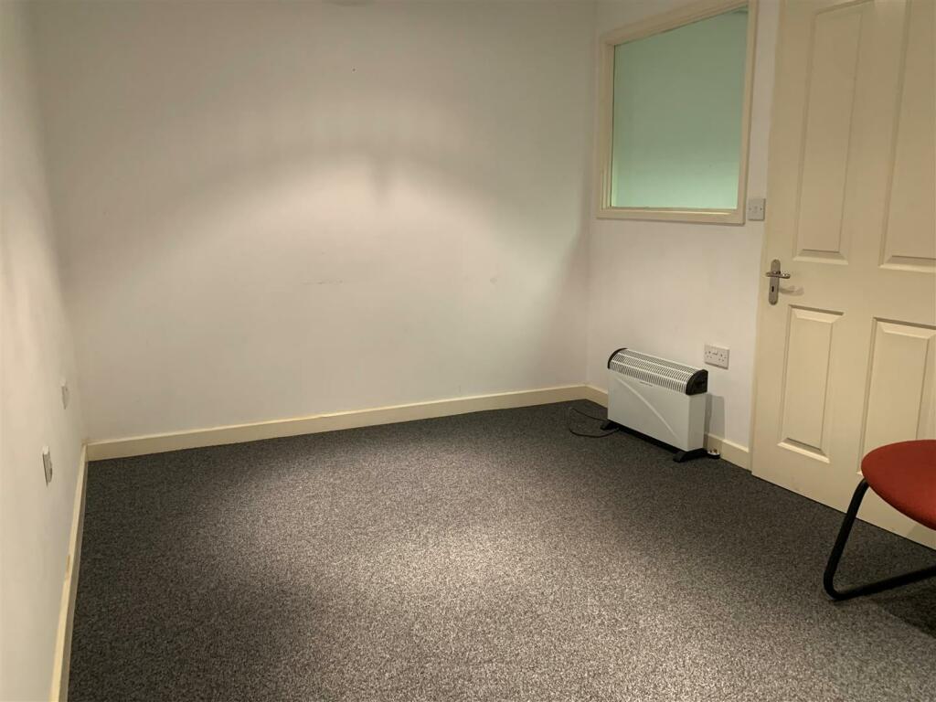 Additional image 11 of High Street, Staple Hill, Bristol