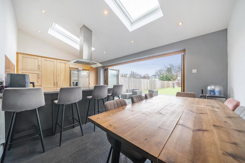 Additional image 11 of Cherry Tree Walk, West Wickham