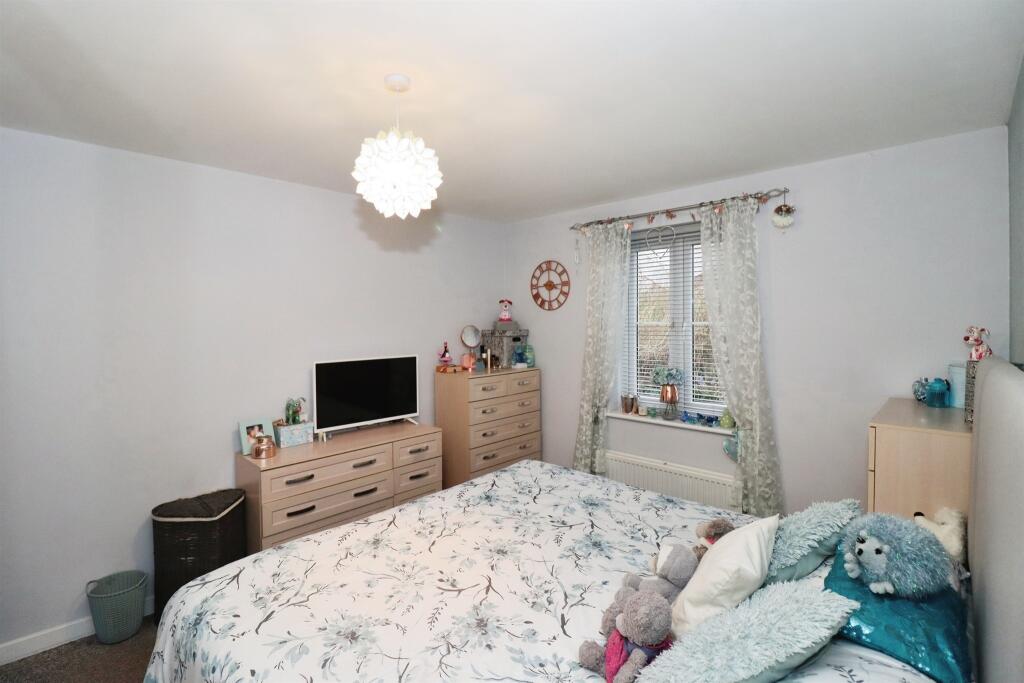 Additional image 8 of Leaze Close, Thornbury, Bristol