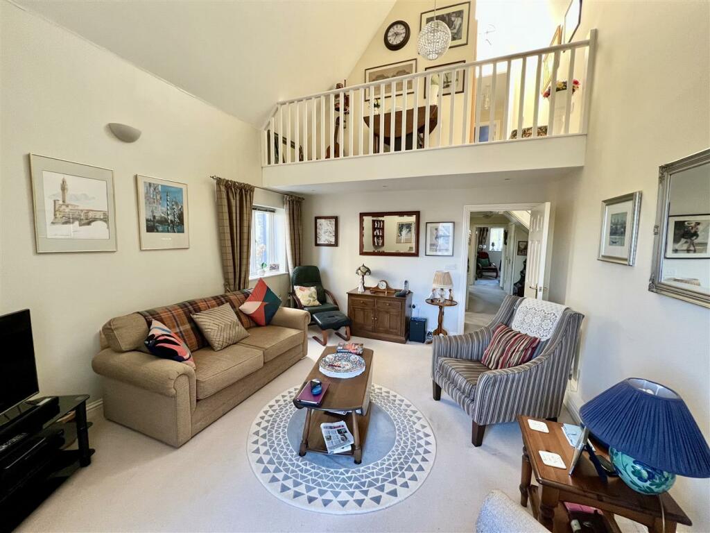 Additional image 2 of Stones Throw From Hill Road