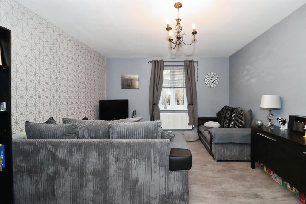 Additional image 15 of Leaze Close, Thornbury, Bristol