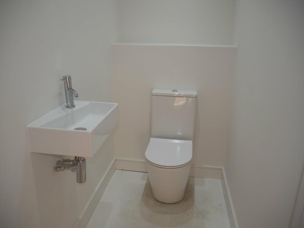 Additional image 4 of Spen Lane, Gomersal, Cleckheaton, West Yorkshire, BD19